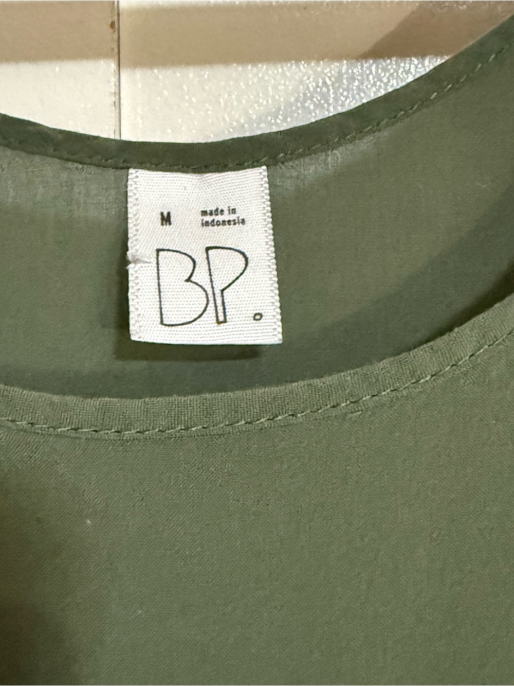 Nordstrom bp Olive Green Sleeveless Hi Low Tank Top Blouse Medium - Picture 5 of 7